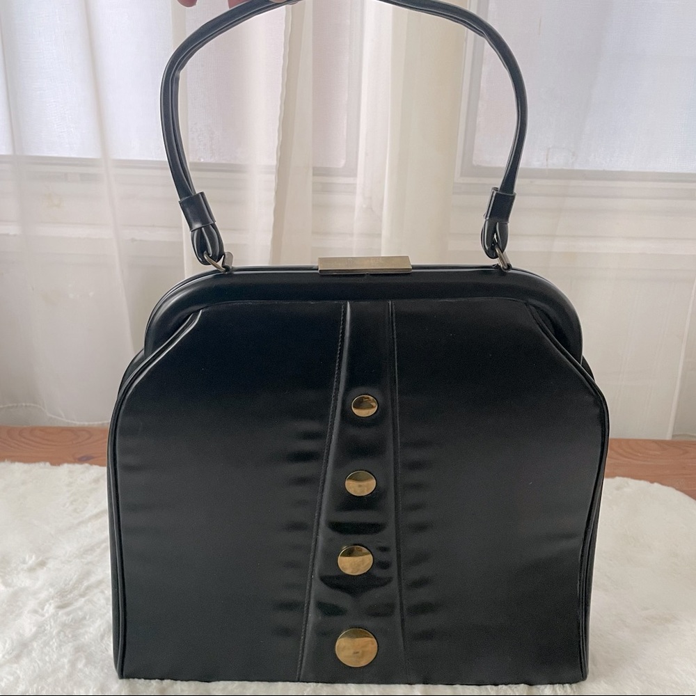 Vintage purse faux leather hard bottom